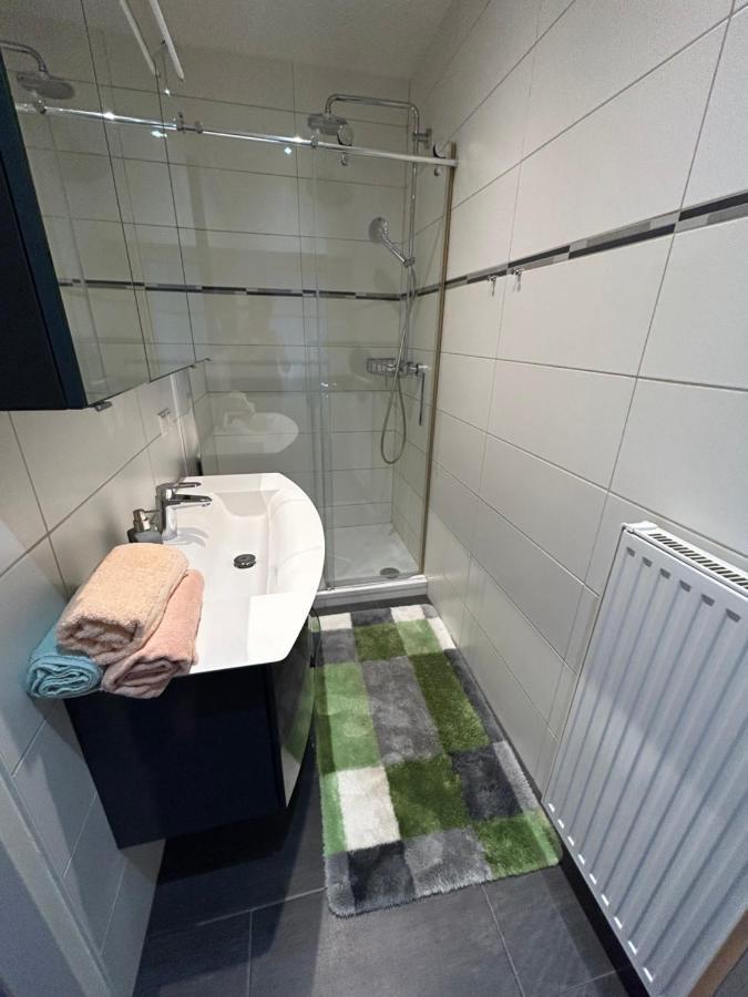 Grosse Ferienwohnung Klagenfurt am Woerthersee Exteriör bild
